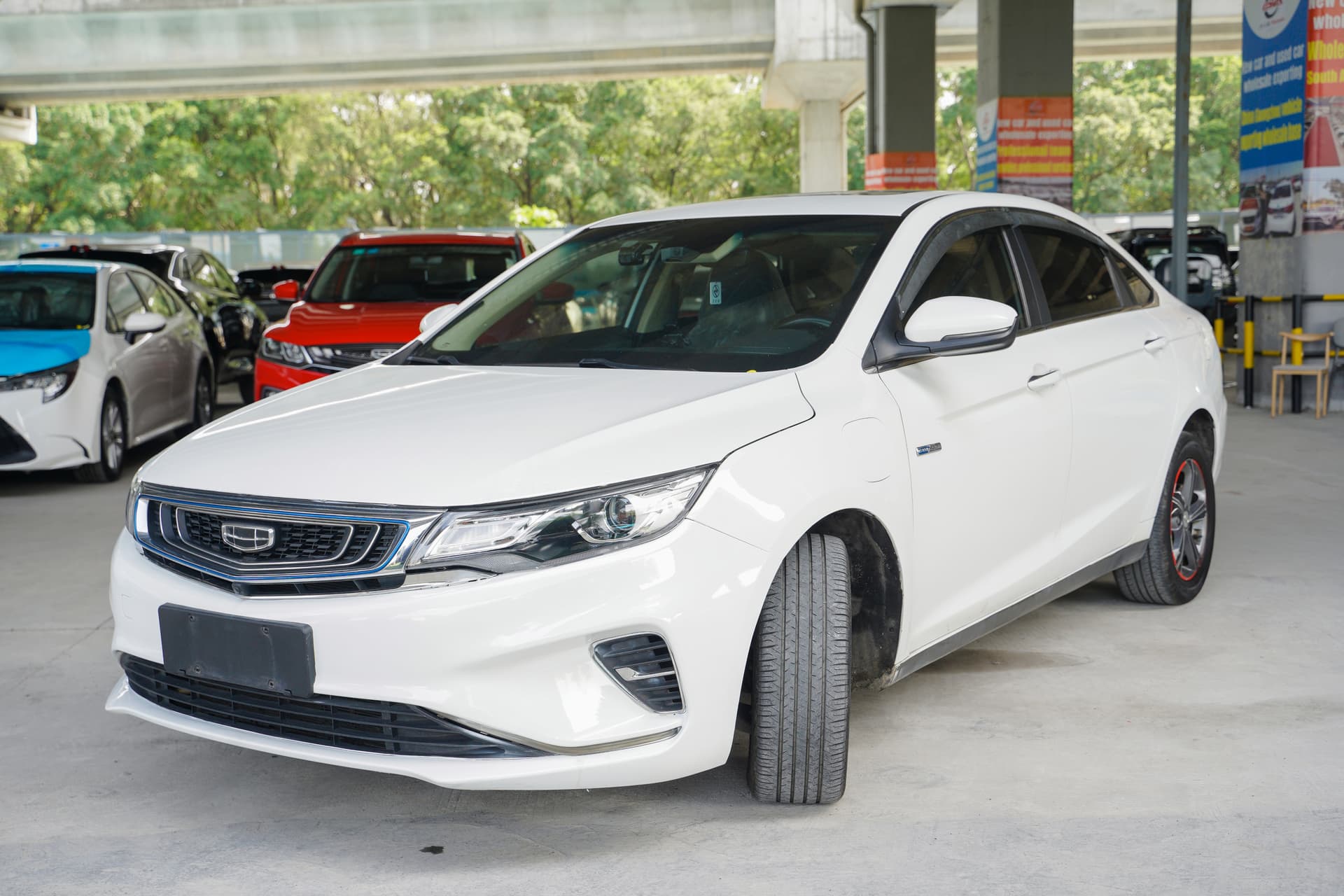 Geely Geely Emgrand PHEV