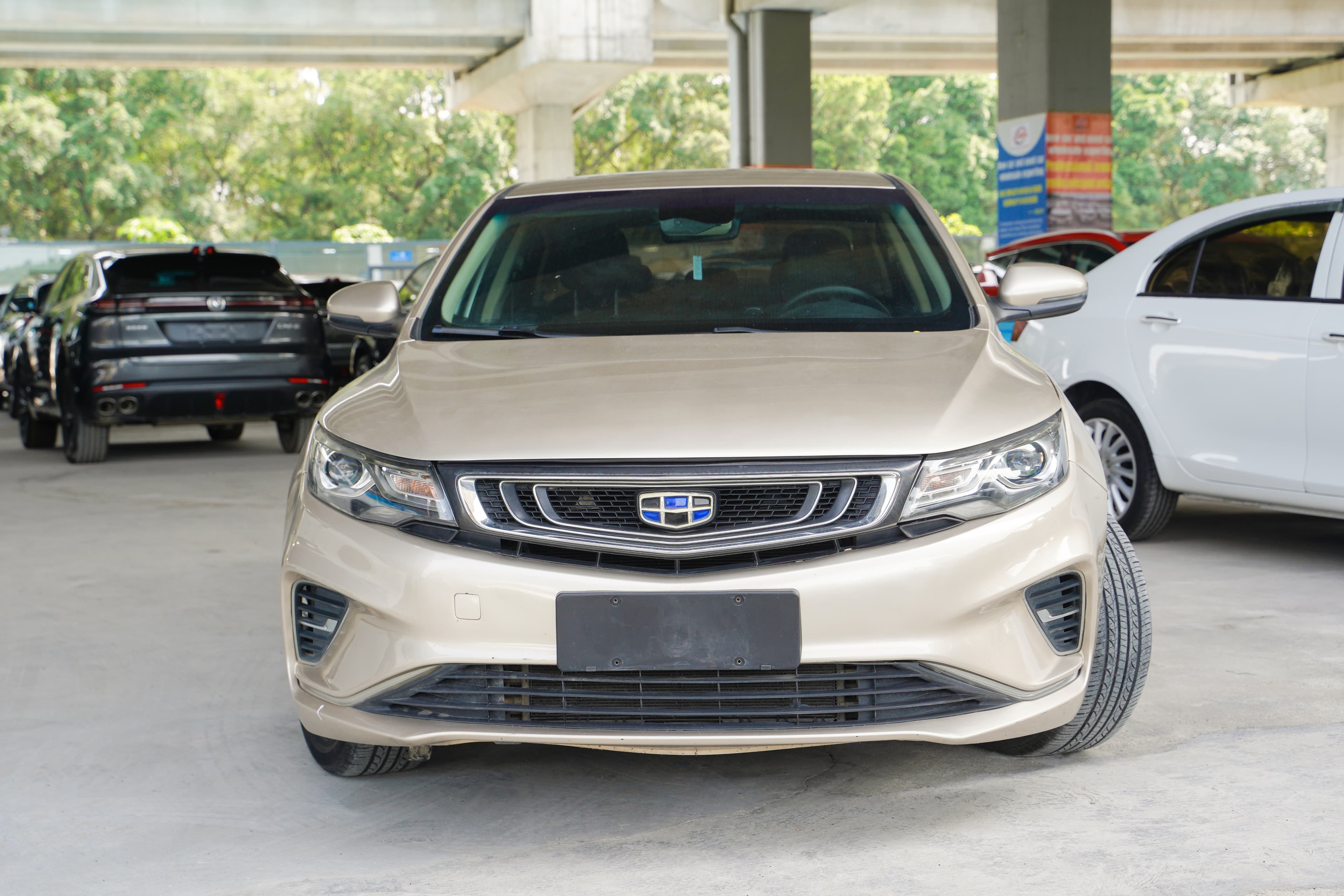 Geely Geely Emgrand PHEV